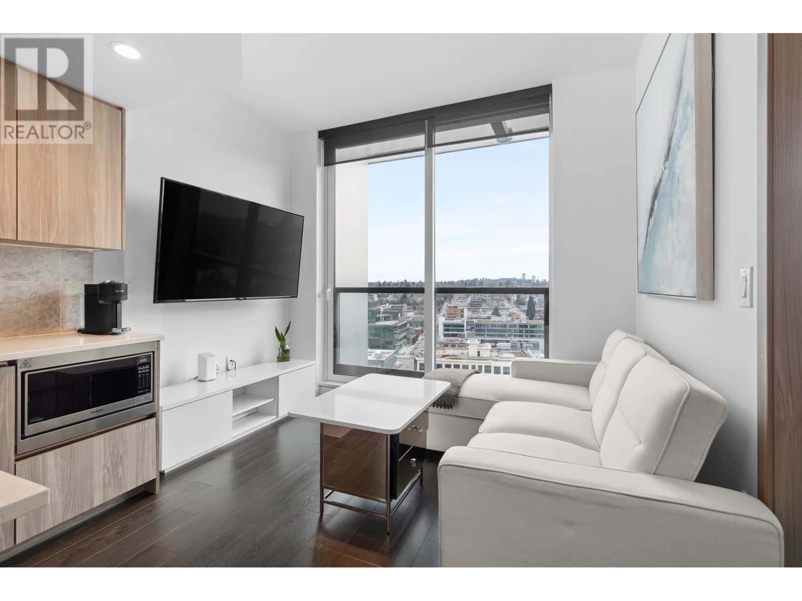 1707 1768 COOK STREET — Vancouver, British Columbia - Photo 2 of 25