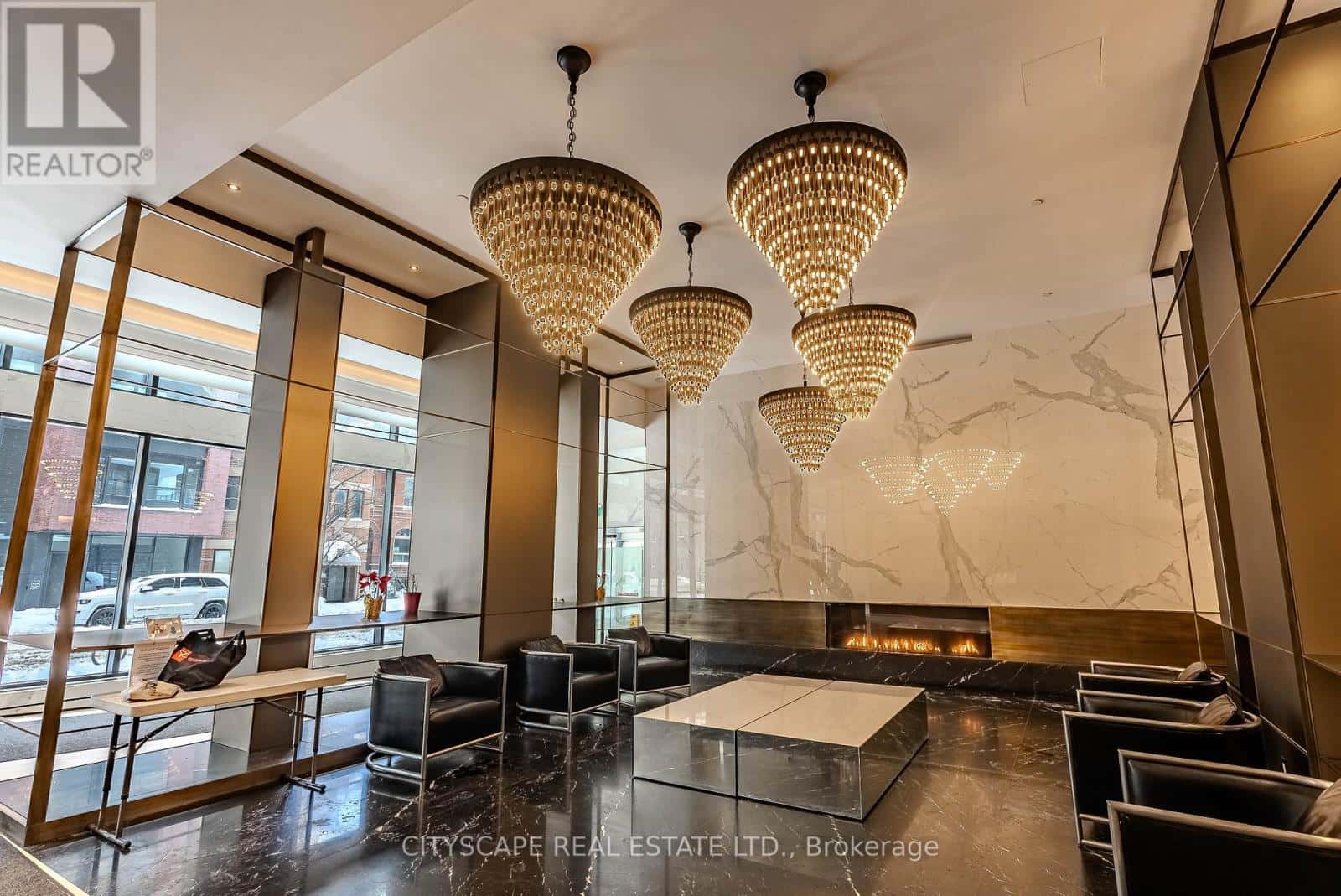 907 - 77 SHUTER STREET — Toronto (Church-Yonge Corridor), Ontario - Photo 2 of 50