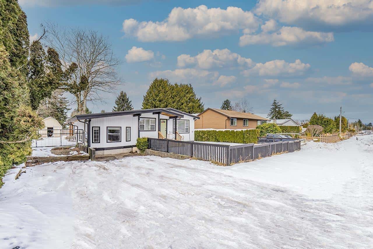 26953 28A AVENUE — Langley, British Columbia - Photo 2 of 28