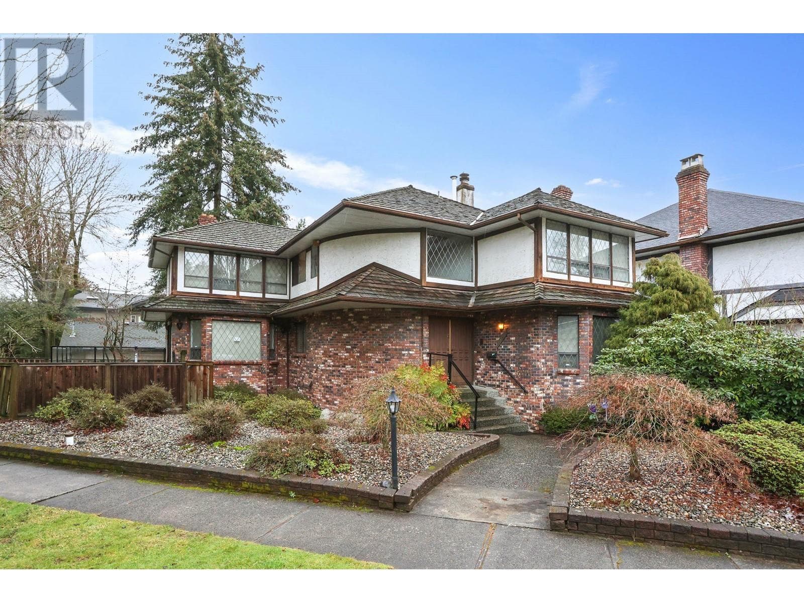 1091 RICHELIEU AVENUE — Vancouver, British Columbia - Main photo