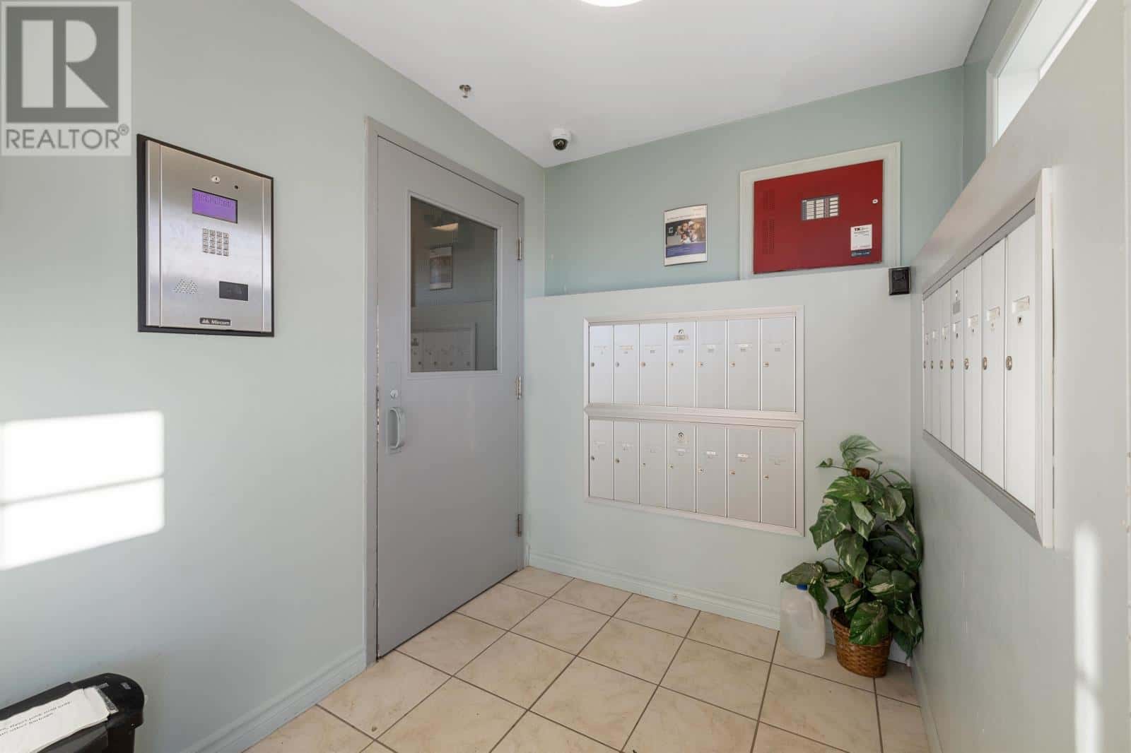 306 49 Burns Avenue — Charlottetown, Prince Edward Island - Photo 2 of 46