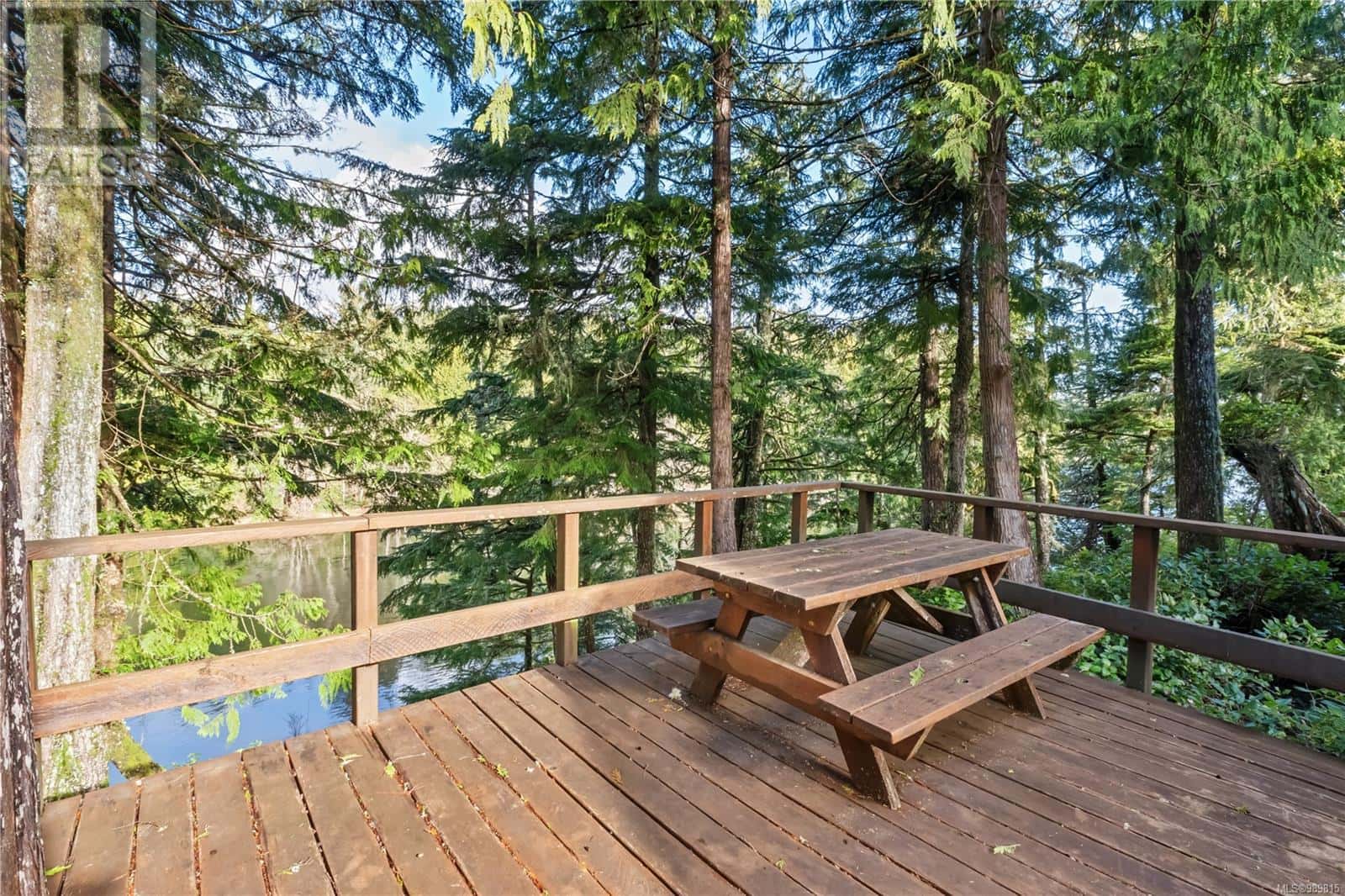 277 Boardwalk Blvd — Ucluelet, British Columbia - Photo 4 of 50