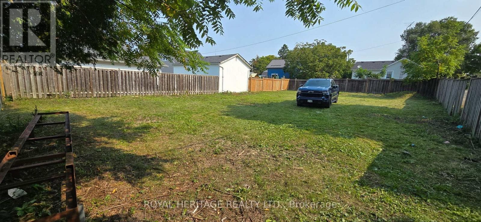 1-3 YEOVIL LANE — Port Hope, Ontario - Main photo