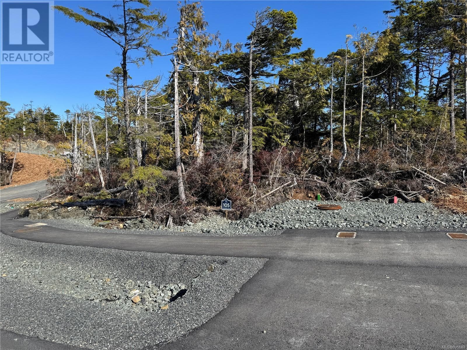 Lot 105 Sitka Pl — Ucluelet, British Columbia - Main photo