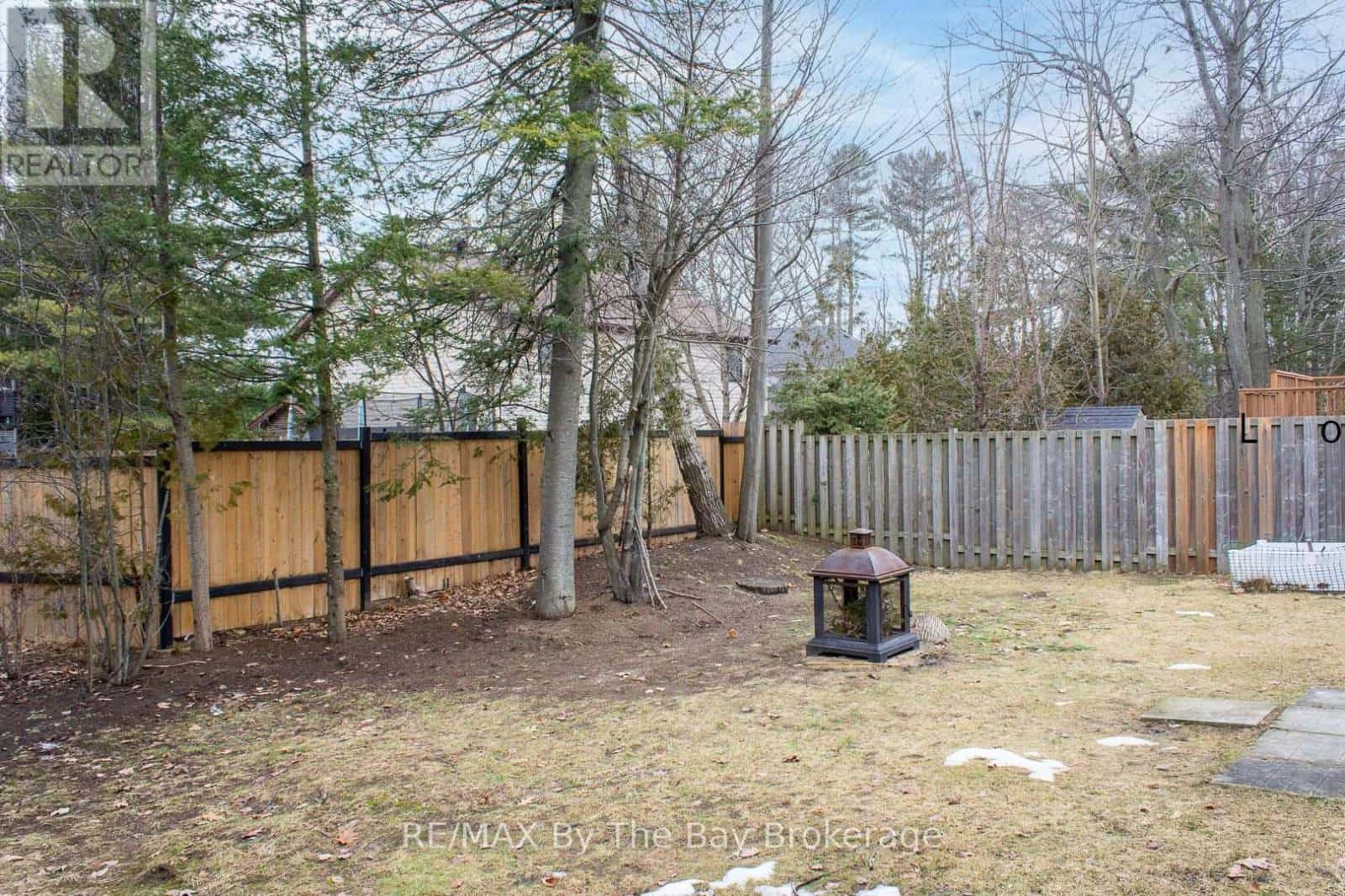 48 ROSE VALLEY WAY — Wasaga Beach, Ontario - Photo 3 of 20