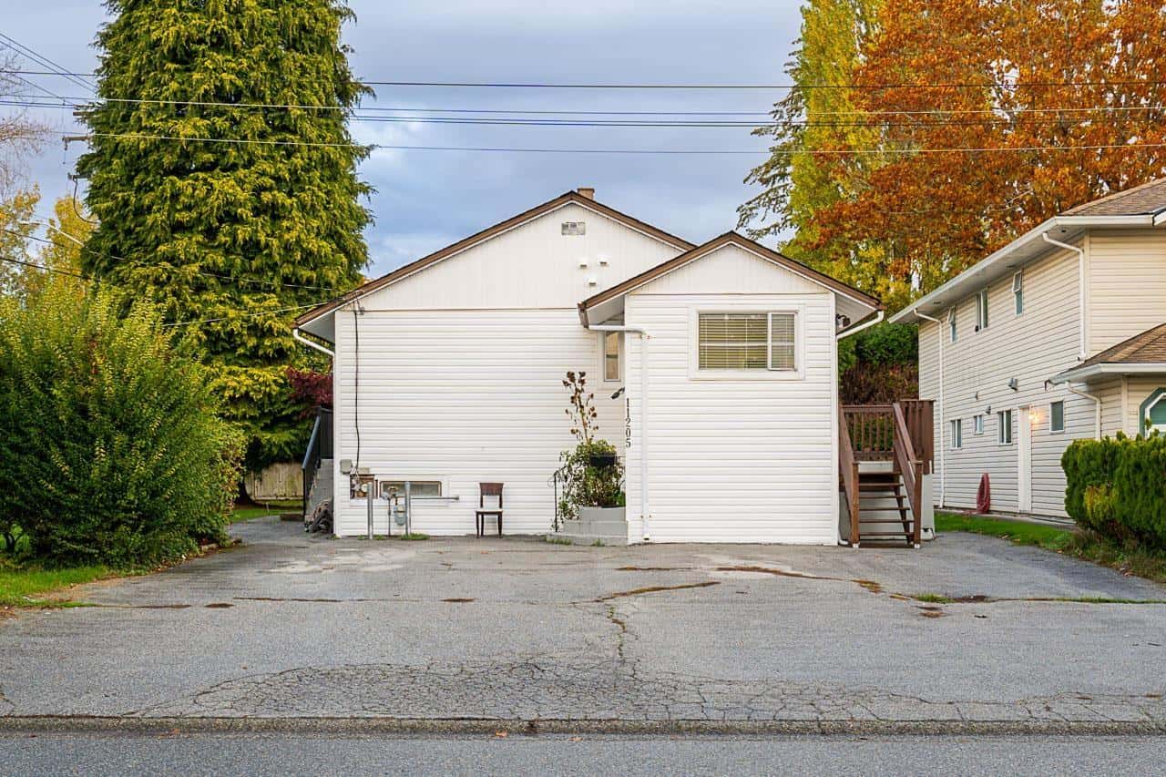 11205 78A AVENUE — Delta, British Columbia - Photo 2 of 22