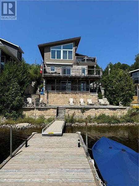 38 NORTH SHORE ROAD — Northern Bruce Peninsula, Ontario - Main photo