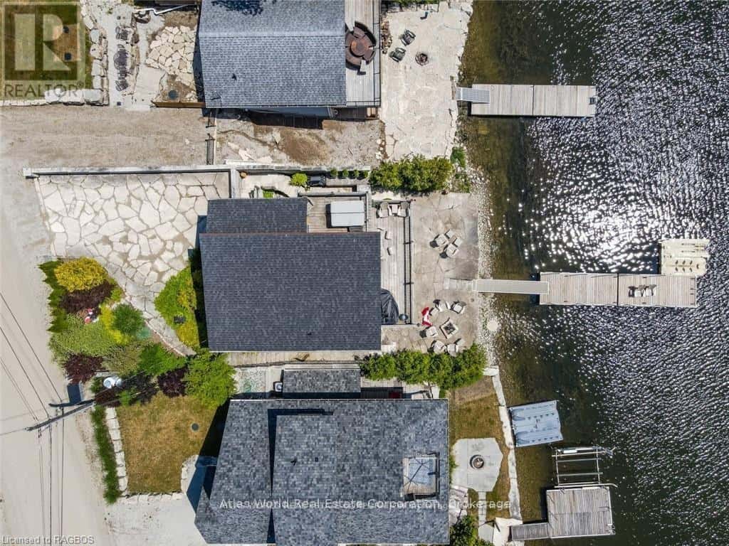 38 NORTH SHORE ROAD — Northern Bruce Peninsula, Ontario - Photo 3 of 39