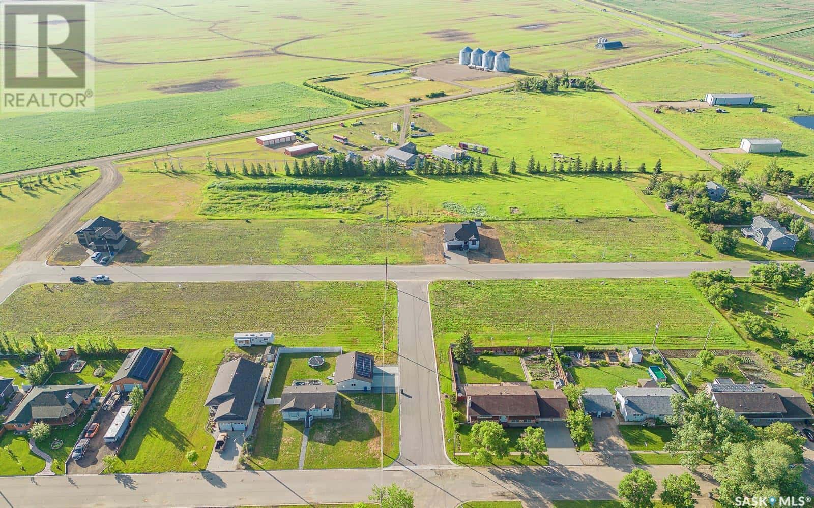 308 D'Arcy STREET — Rouleau, Saskatchewan - Photo 5 of 7