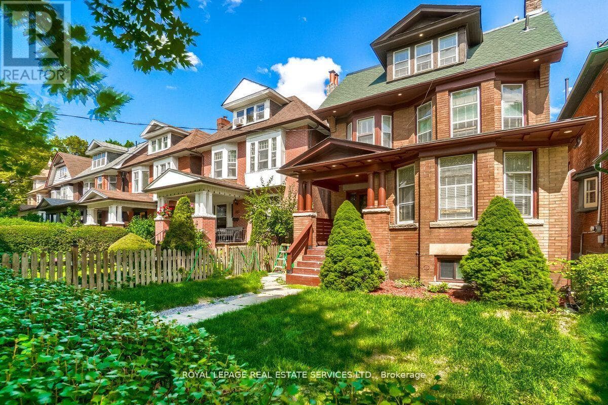 31 TYNDALL AVENUE — Toronto (South Parkdale), Ontario - Main photo