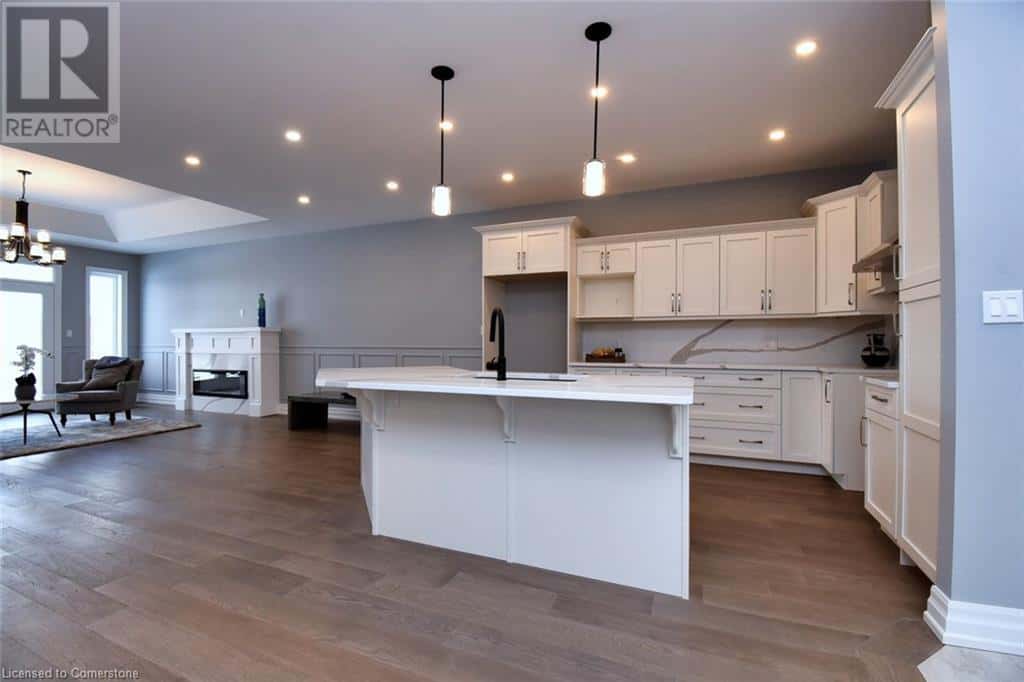 21-40 HEATH Street — Brantford, Ontario - Photo 5 of 35