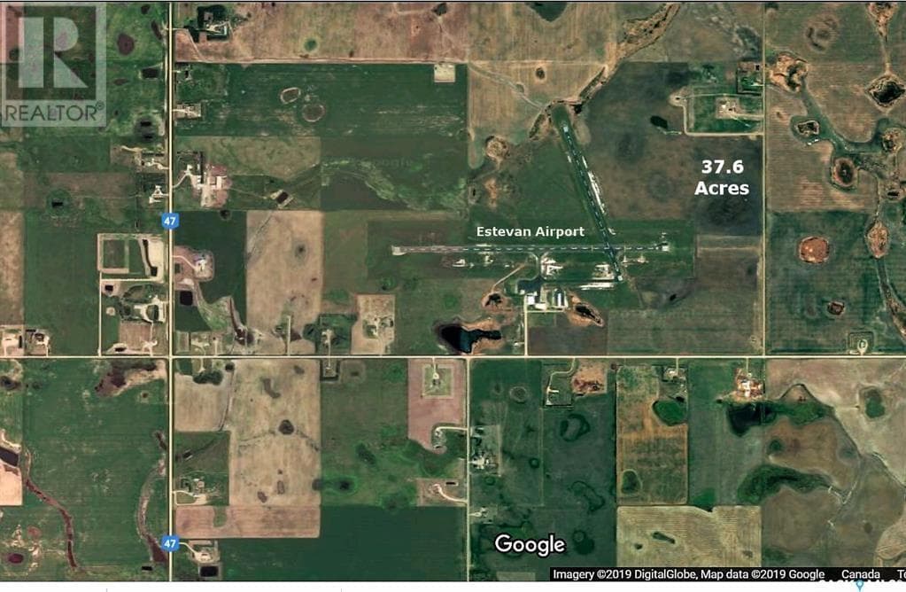 37.6 acres Airport Parcel — Estevan Rm No. 5, Saskatchewan - Main photo