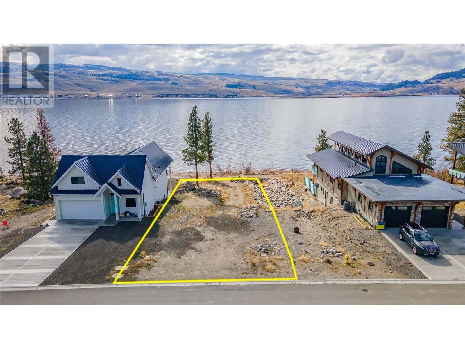 34 Monck Park Road — Merritt, British Columbia - Photo 2 of 24