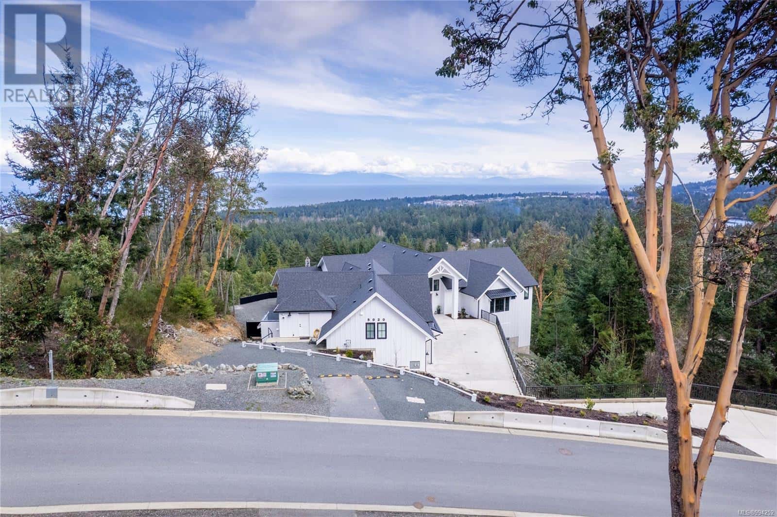 SL Lot 25 Broad Ridge Pl — Lantzville, British Columbia - Photo 4 of 10