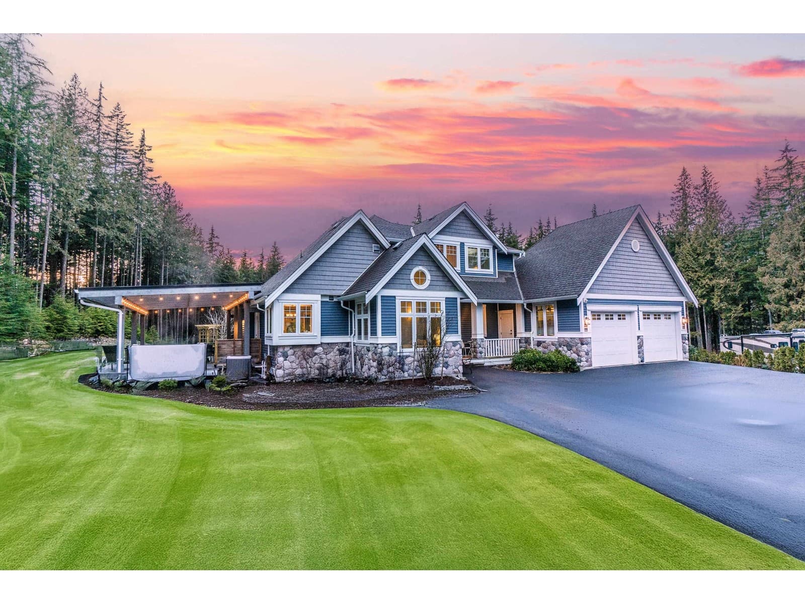 12595 POWELL STREET — Mission - Main photo