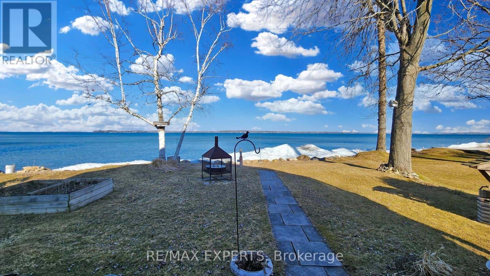 , Innisfil, — Innisfil - Photo 5 of 40