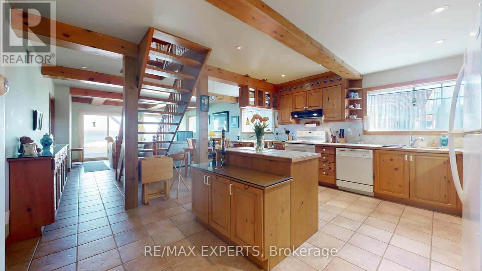 , Innisfil, — Innisfil - Photo 4 of 40