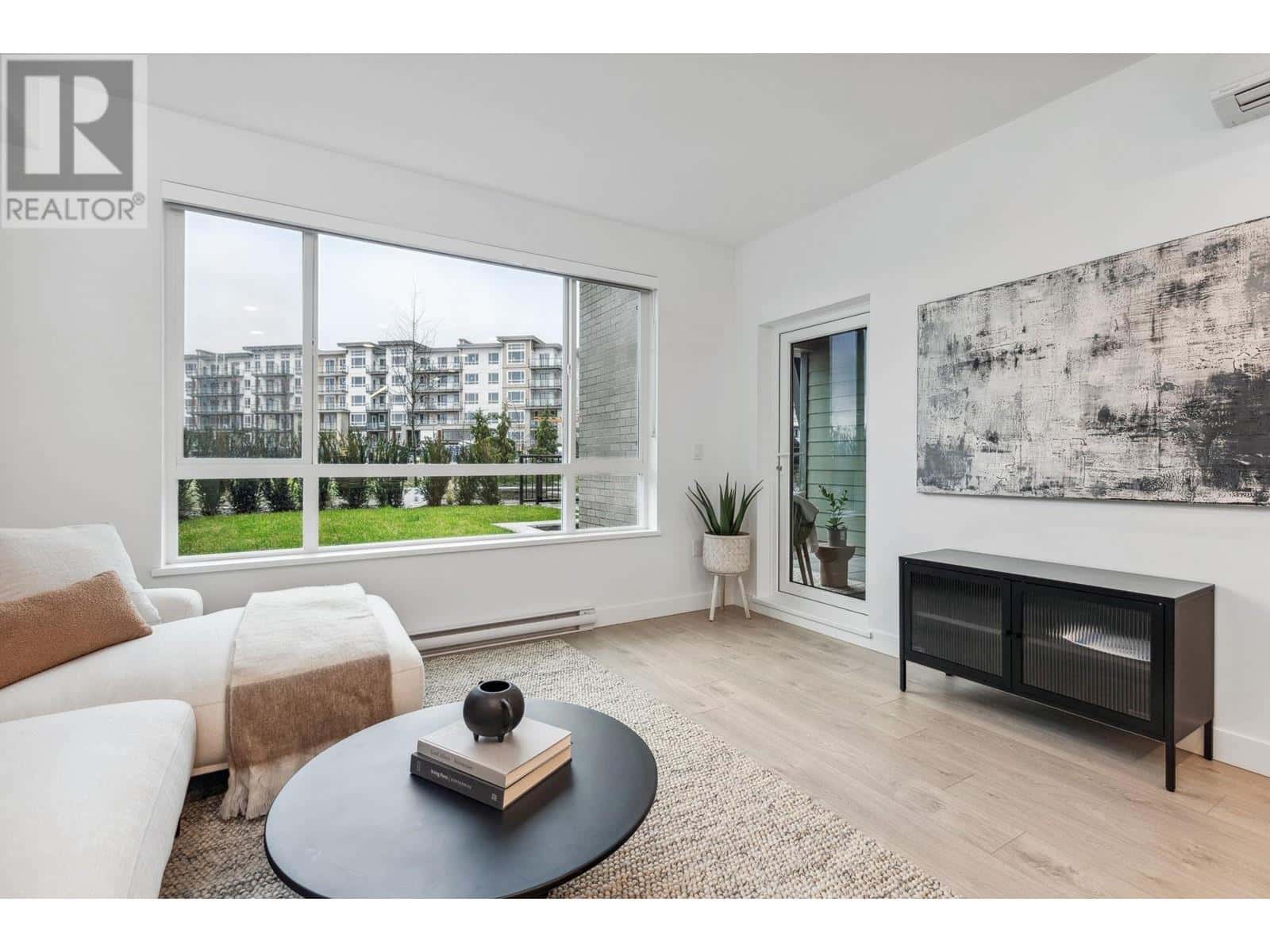 , Tsawwassen, British Columbia — Tsawwassen, British Columbia - Photo 3 of 17