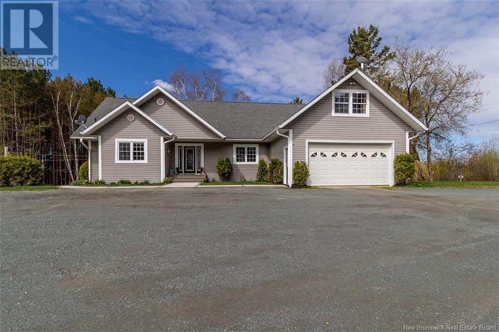 , Florenceville-Bristol, — Florenceville-Bristol - Photo 5 of 40