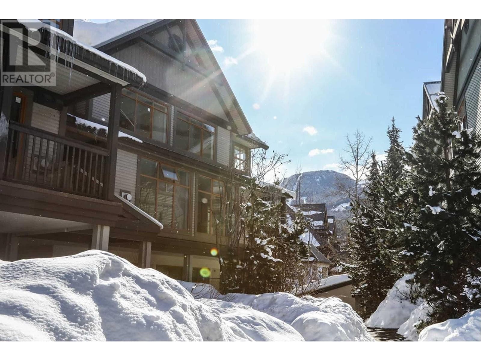 95 4355 NORTHLANDS (WEEK 14) BOULEVARD — Whistler, British Columbia - Main photo