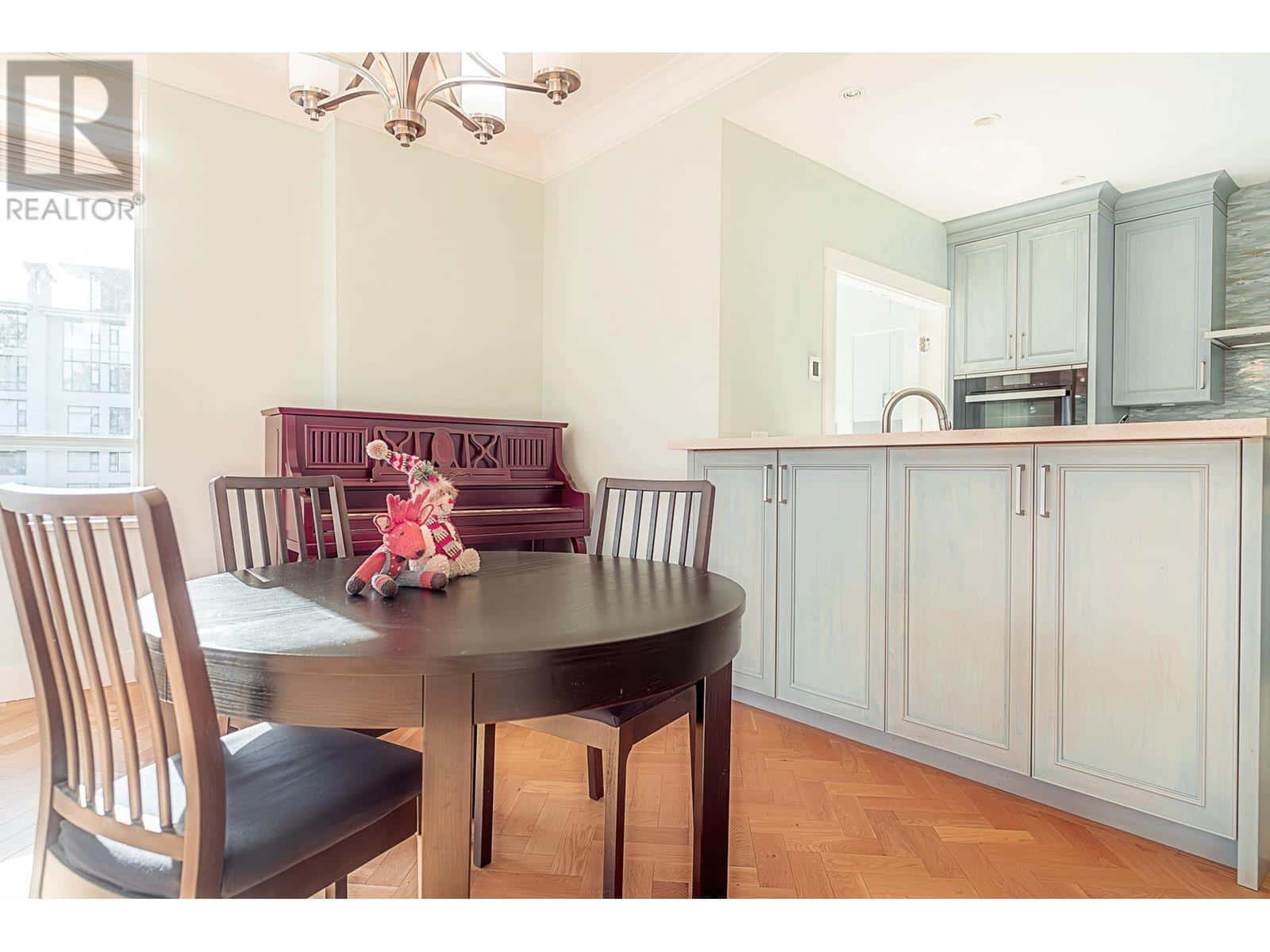 501 4685 VALLEY DRIVE — Vancouver - Photo 4 of 20