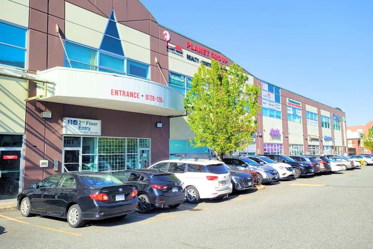 , Surrey, British Columbia — Surrey, British Columbia - Photo 3 of 4