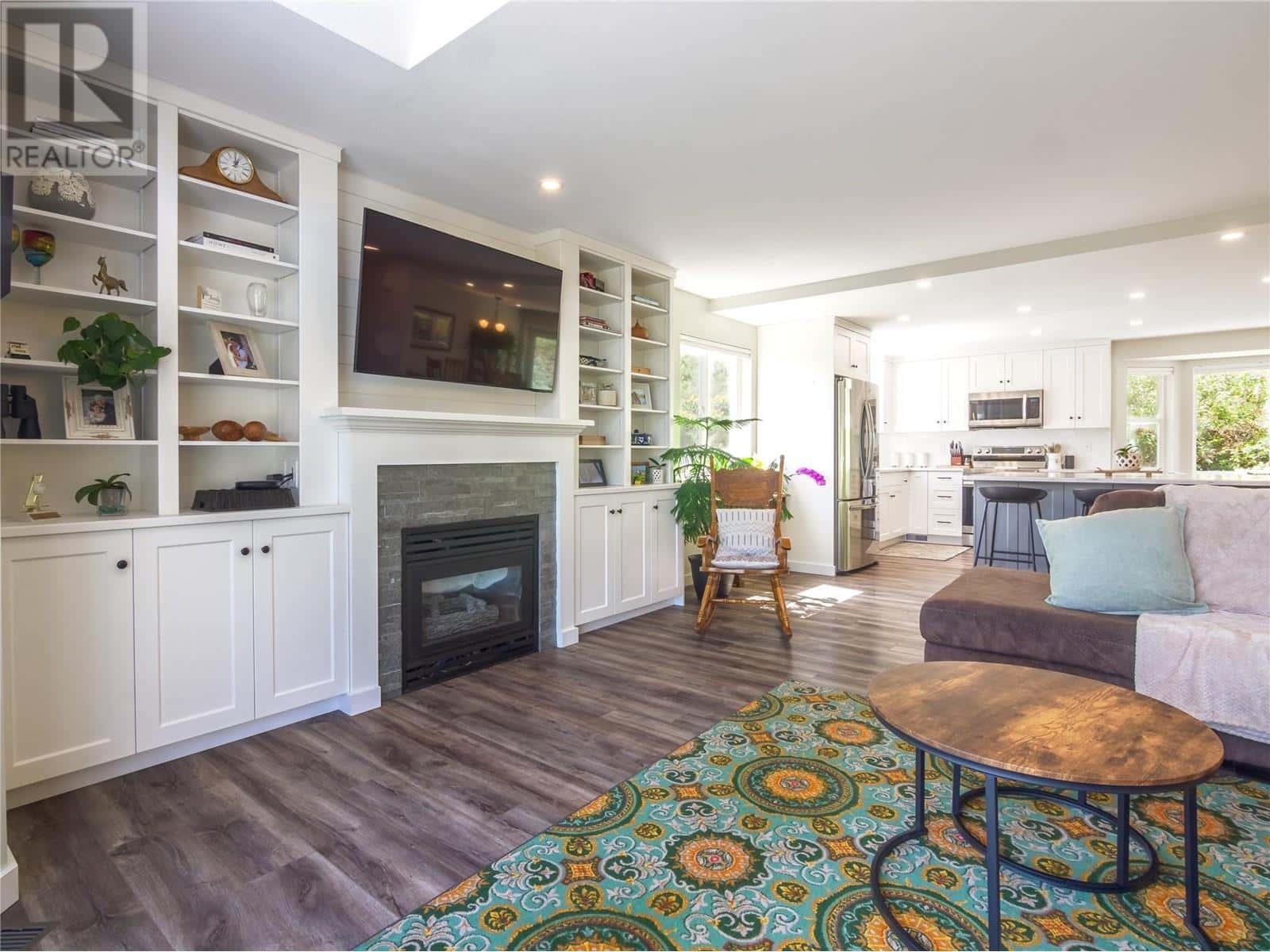 107 Uplands Drive — Kaleden - Photo 4 of 96