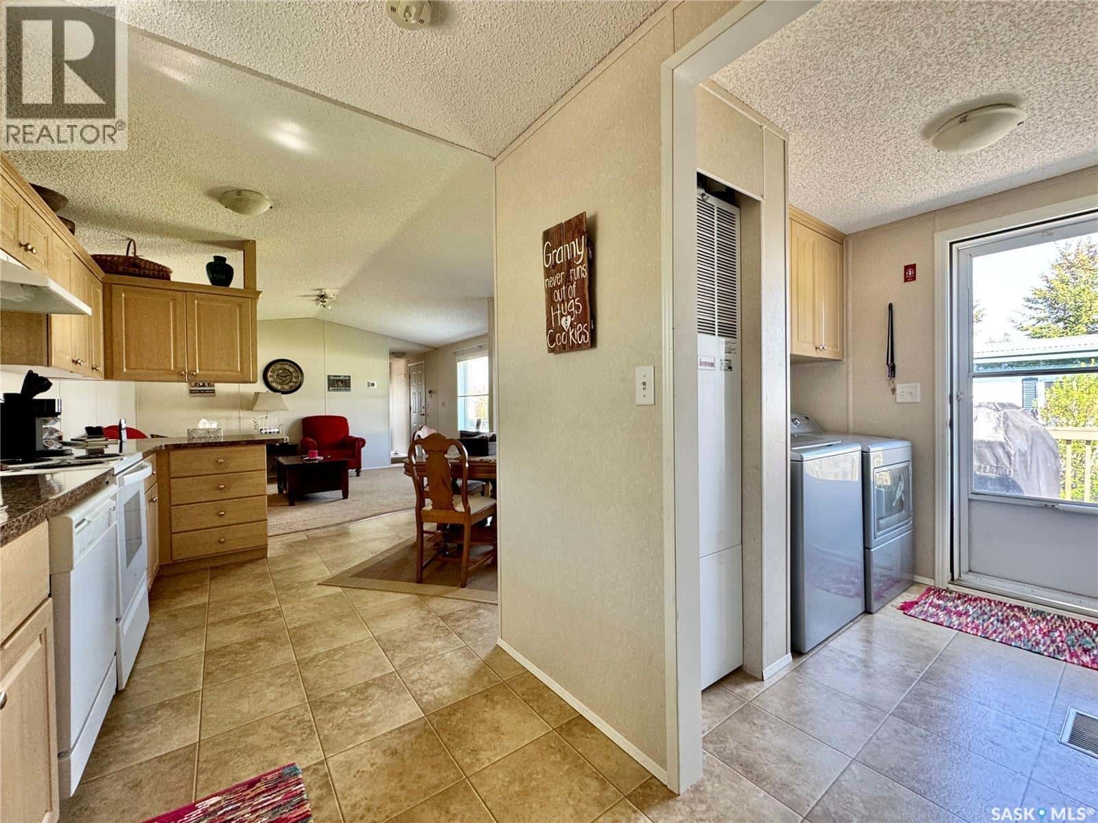 , Langenburg, Saskatchewan — Langenburg, Saskatchewan - Photo 2 of 33