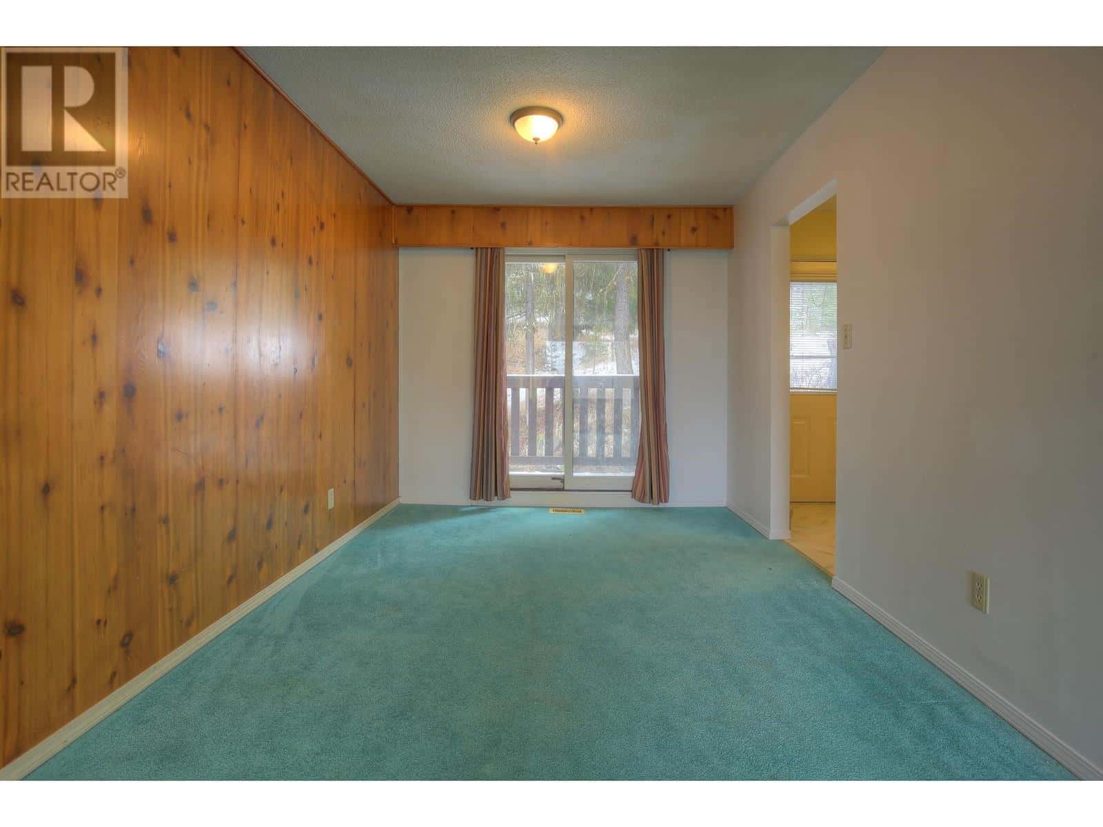 217 MOUNTVIEW DRIVE — Williams Lake, British Columbia - Photo 4 of 29