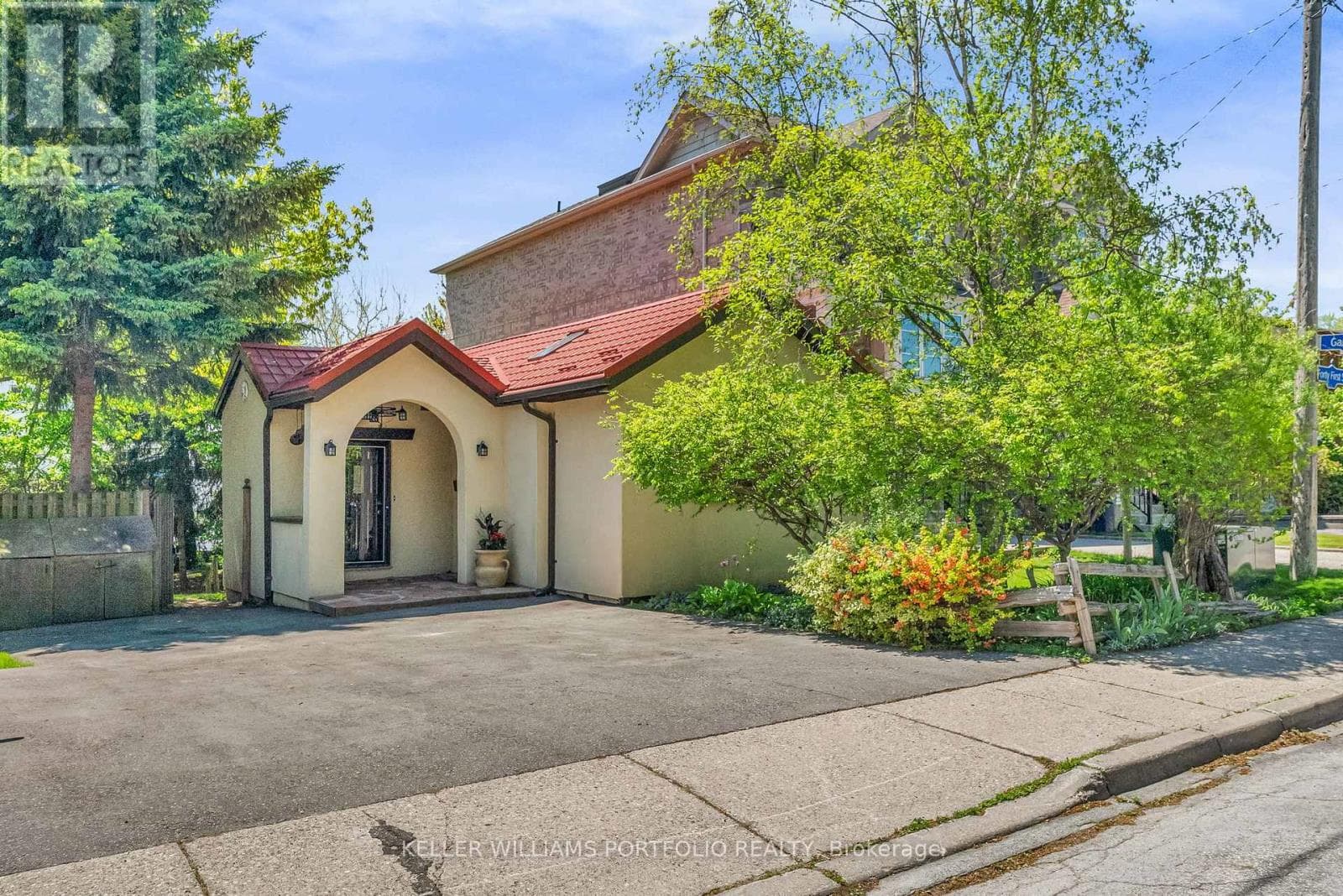 , Toronto (Long Branch), Ontario — Toronto (Long Branch), Ontario - Main photo