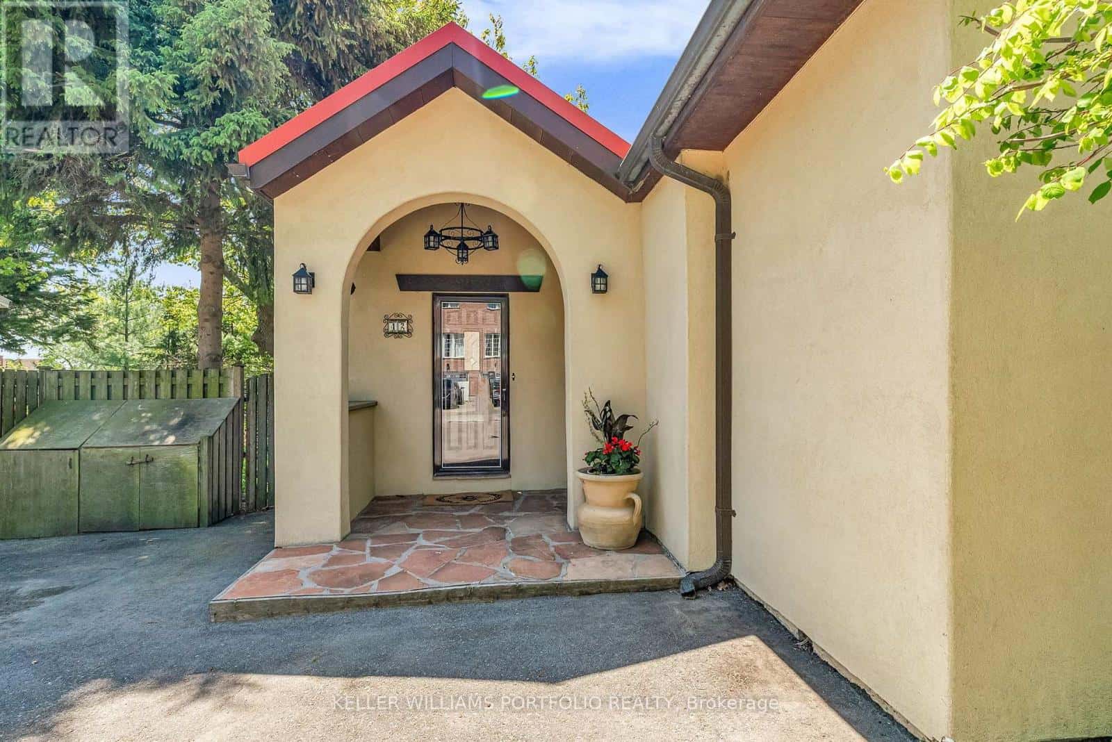 , Toronto (Long Branch), Ontario — Toronto (Long Branch), Ontario - Photo 2 of 90