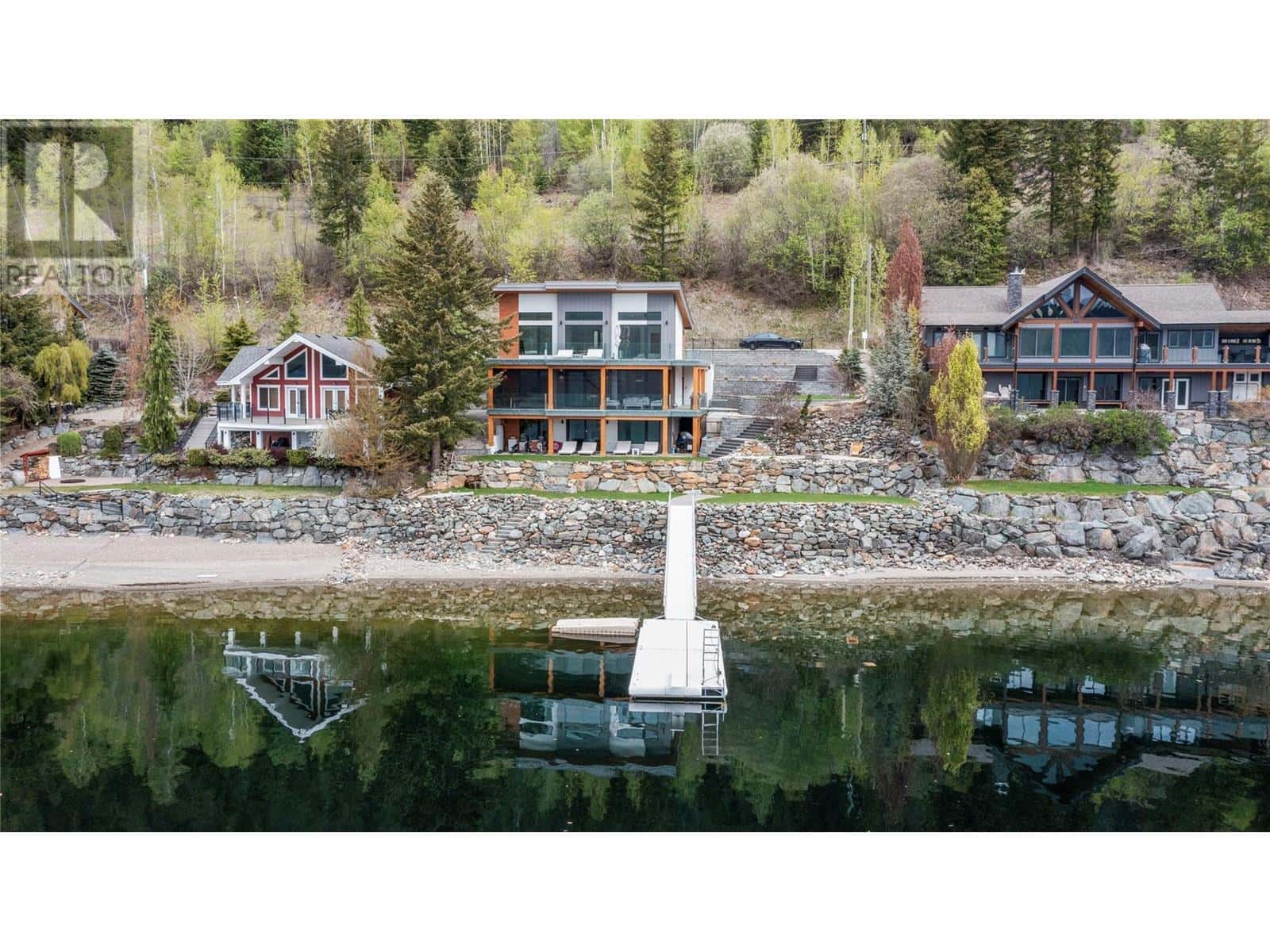 8200 Squilax Anglemont Road Unit# 6 — Anglemont, British Columbia - Photo 2 of 64