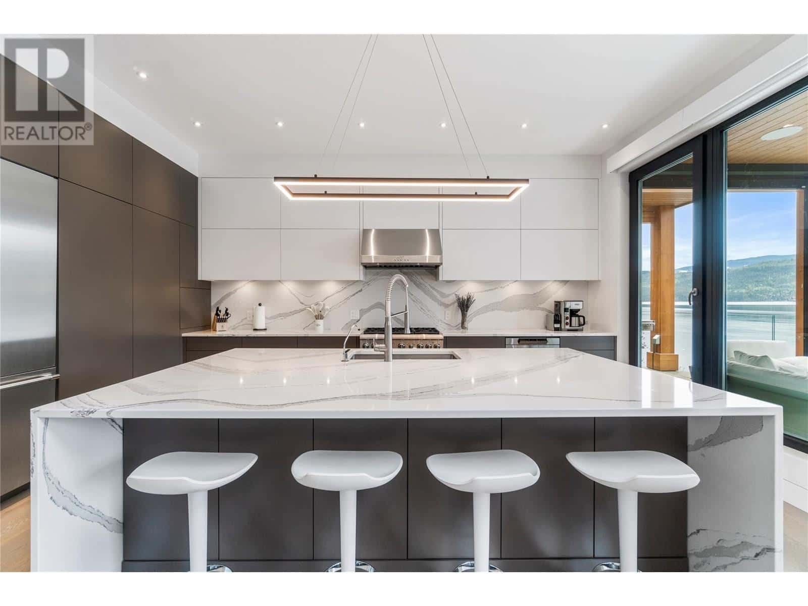 8200 Squilax Anglemont Road Unit# 6 — Anglemont, British Columbia - Photo 5 of 64