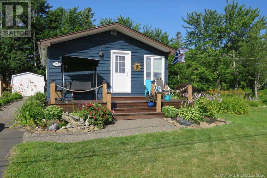 187 Tipperary Street — Shediac, New Brunswick - Photo 2 of 48