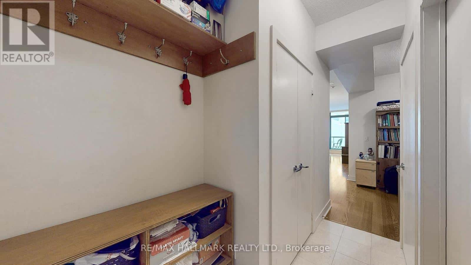 , Toronto (Waterfront Communities), — Toronto (Waterfront Communities) - Photo 3 of 24