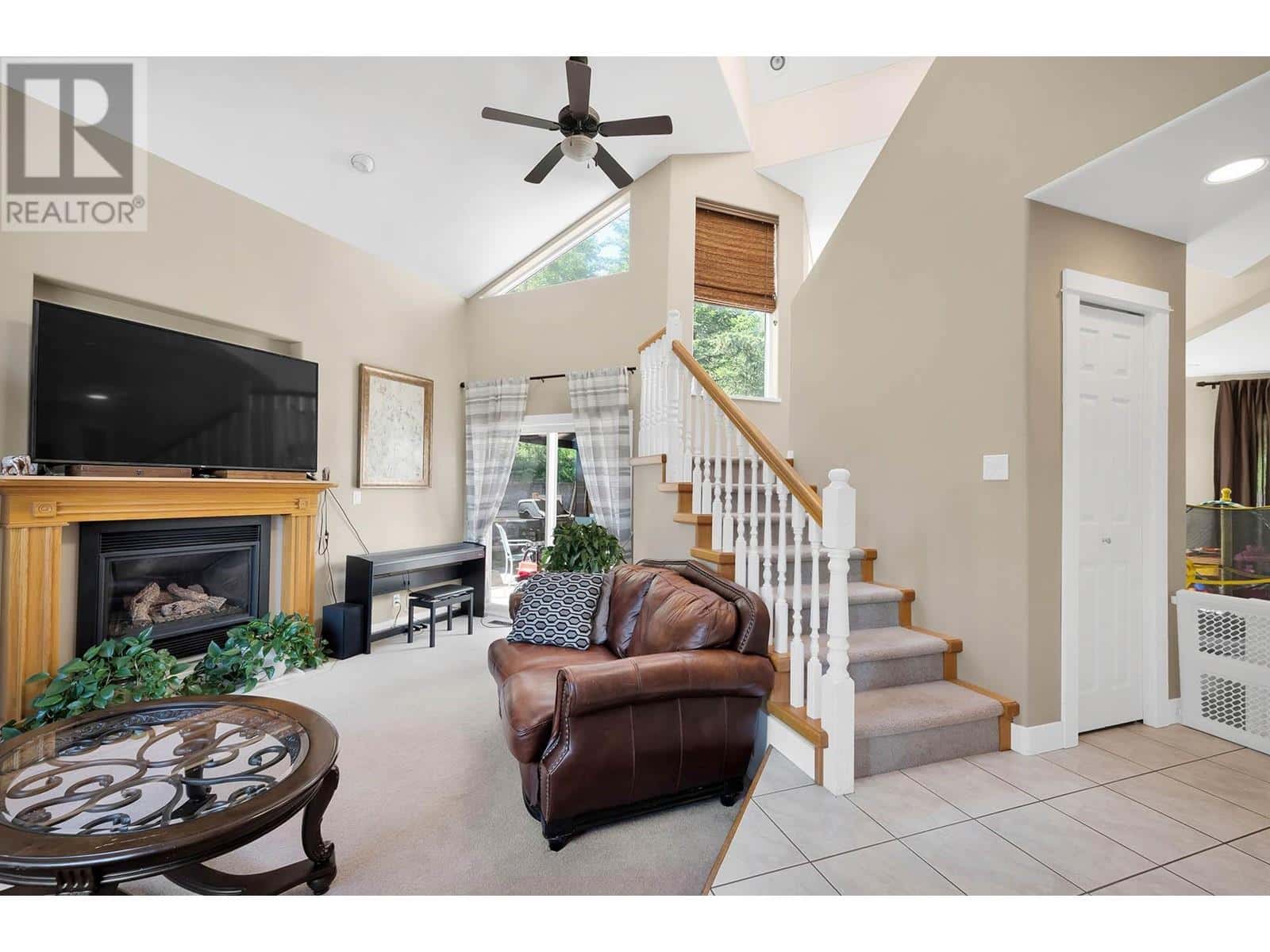 , Kamloops, British Columbia — Kamloops, British Columbia - Photo 3 of 61