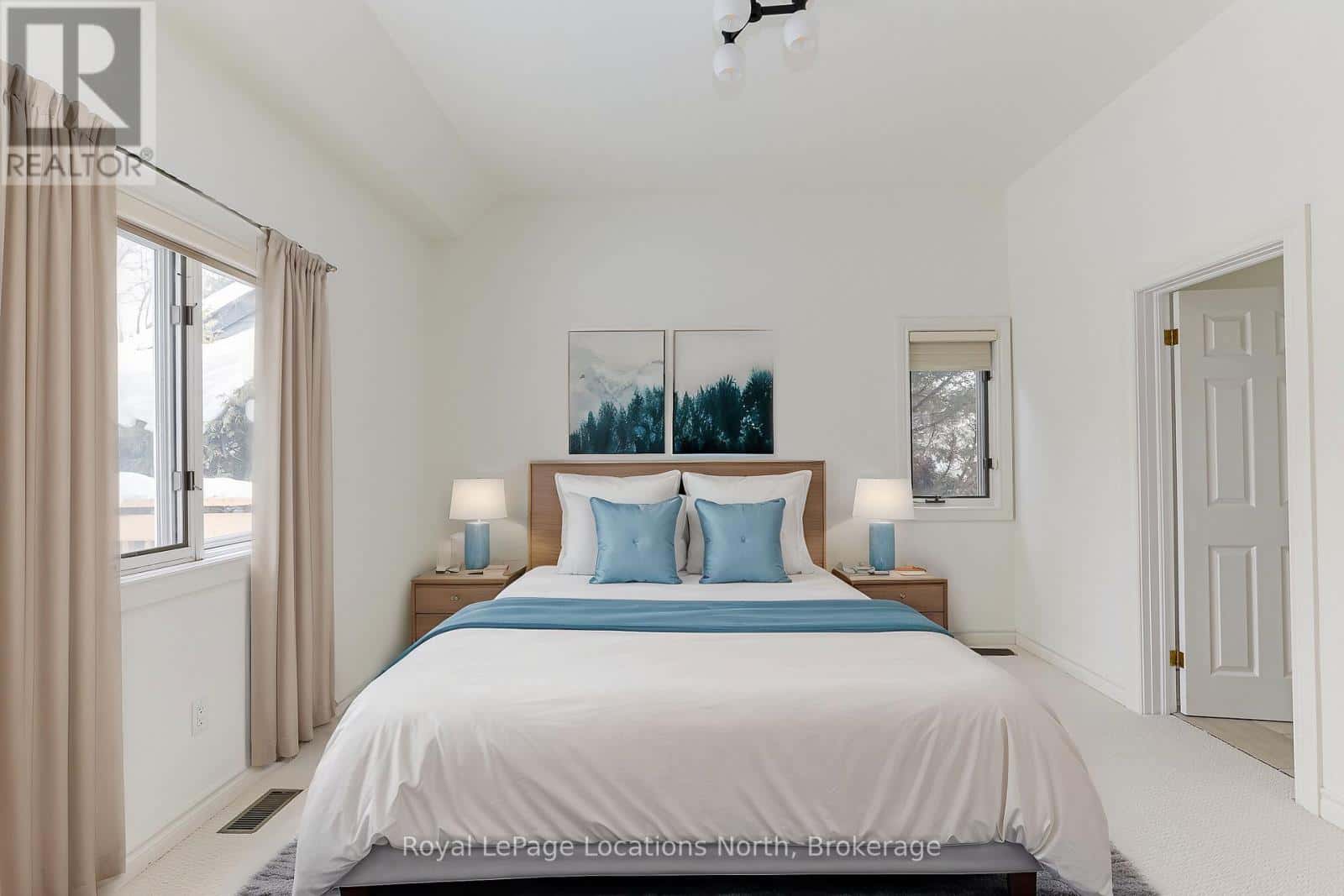 , Blue Mountains, Ontario — Blue Mountains, Ontario - Photo 4 of 44