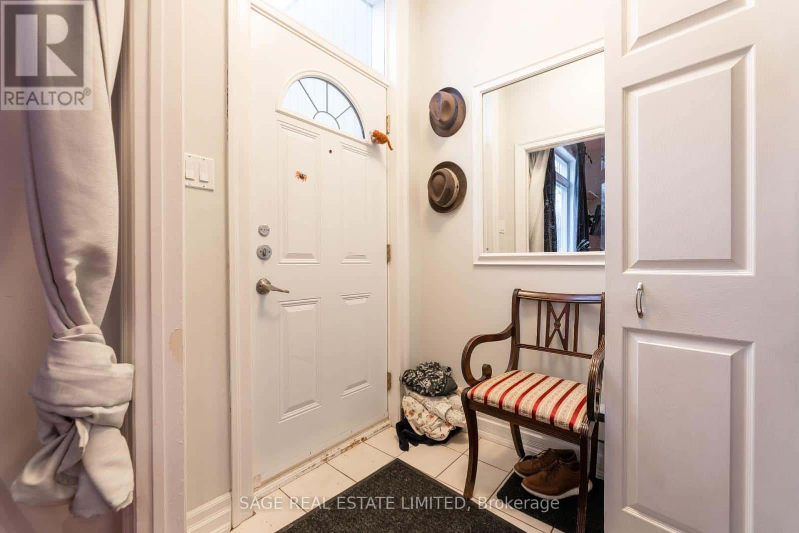 , Toronto (Moss Park), — Toronto (Moss Park) - Photo 2 of 72