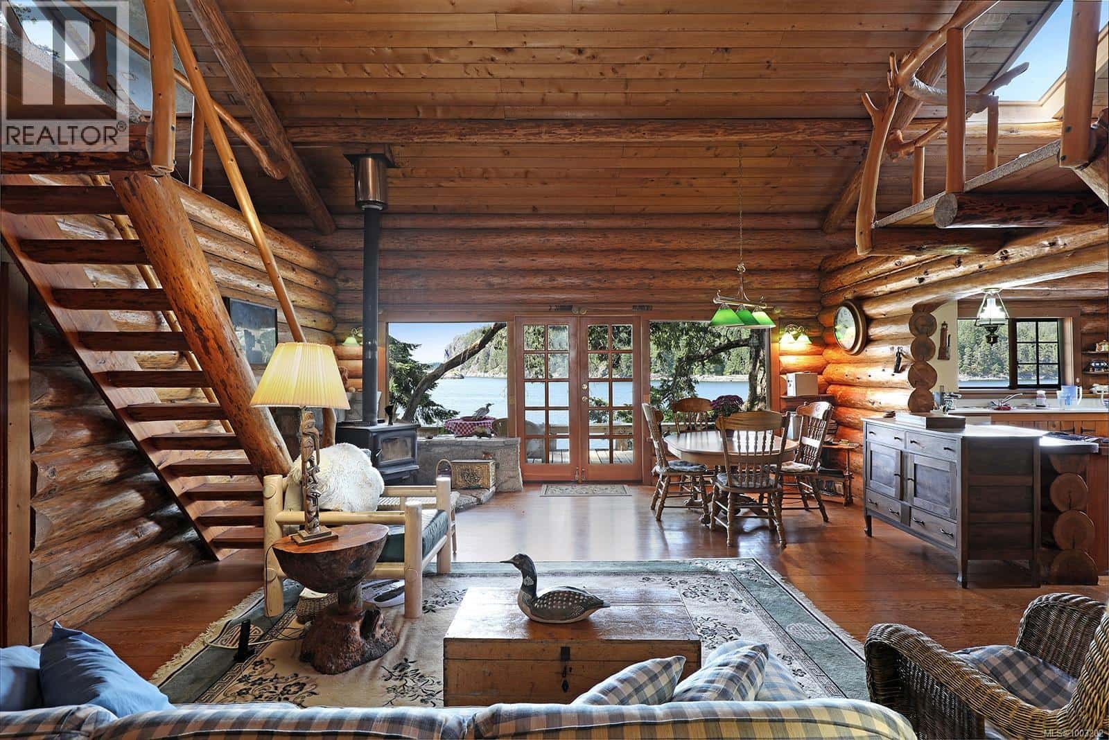 , Cortes Island, British Columbia — Cortes Island, British Columbia - Photo 4 of 54