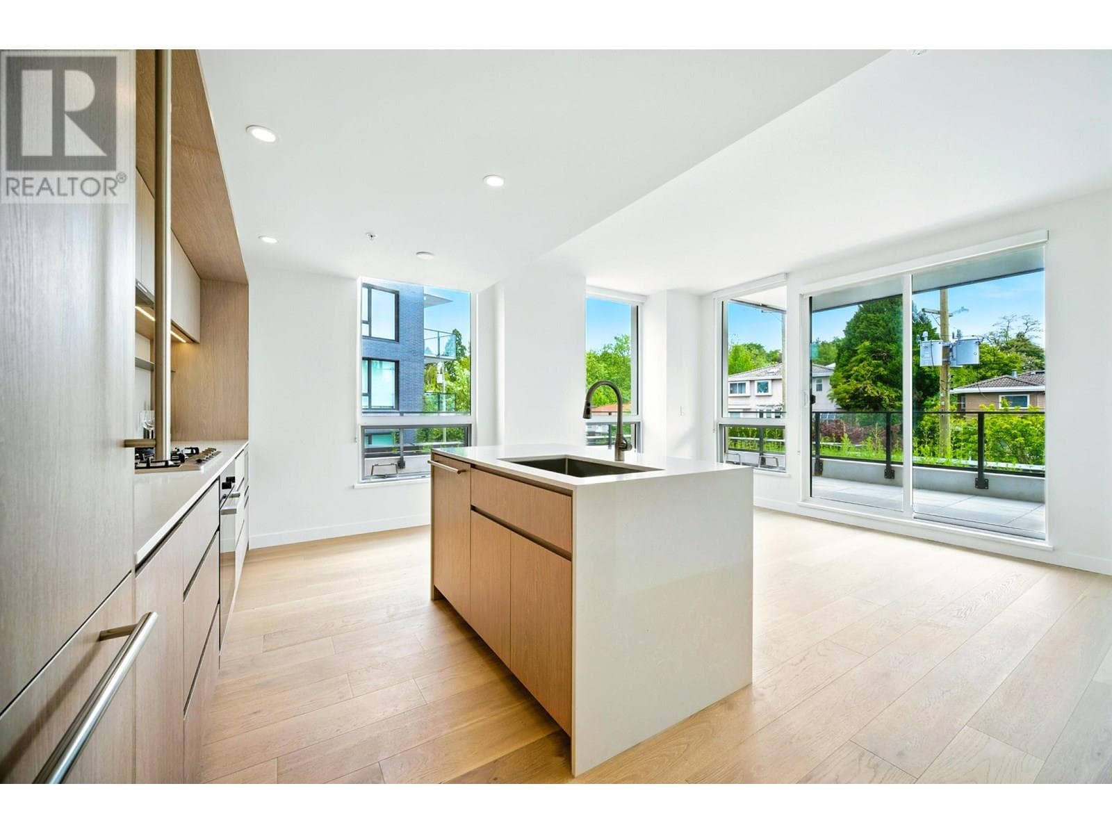 , Vancouver, — Vancouver - Main photo