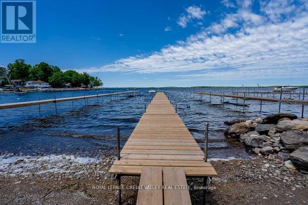 230 ROBINS POINT ROAD — Tay (Victoria Harbour), Ontario - Main photo