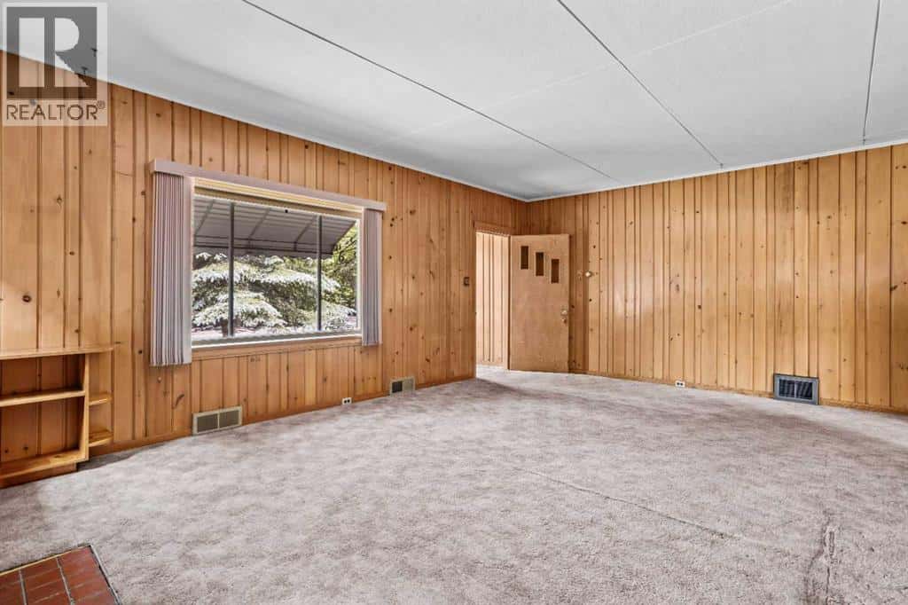 , Banff, Alberta — Banff, Alberta - Photo 3 of 40