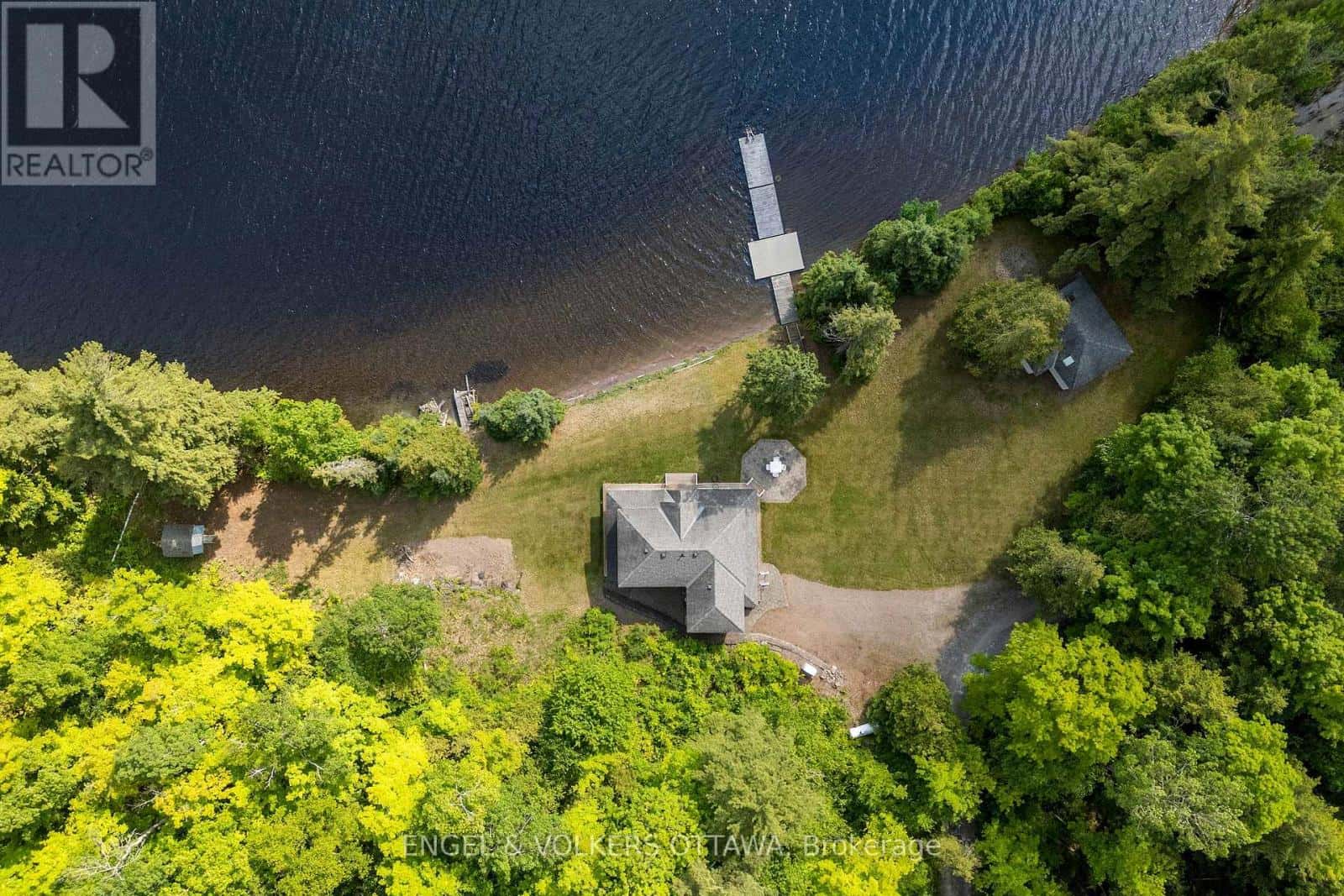 , Greater Madawaska, Ontario — Greater Madawaska, Ontario - Photo 4 of 48