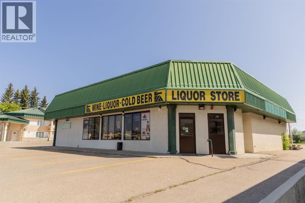 , Rocky Mountain House, — Rocky Mountain House - Main photo