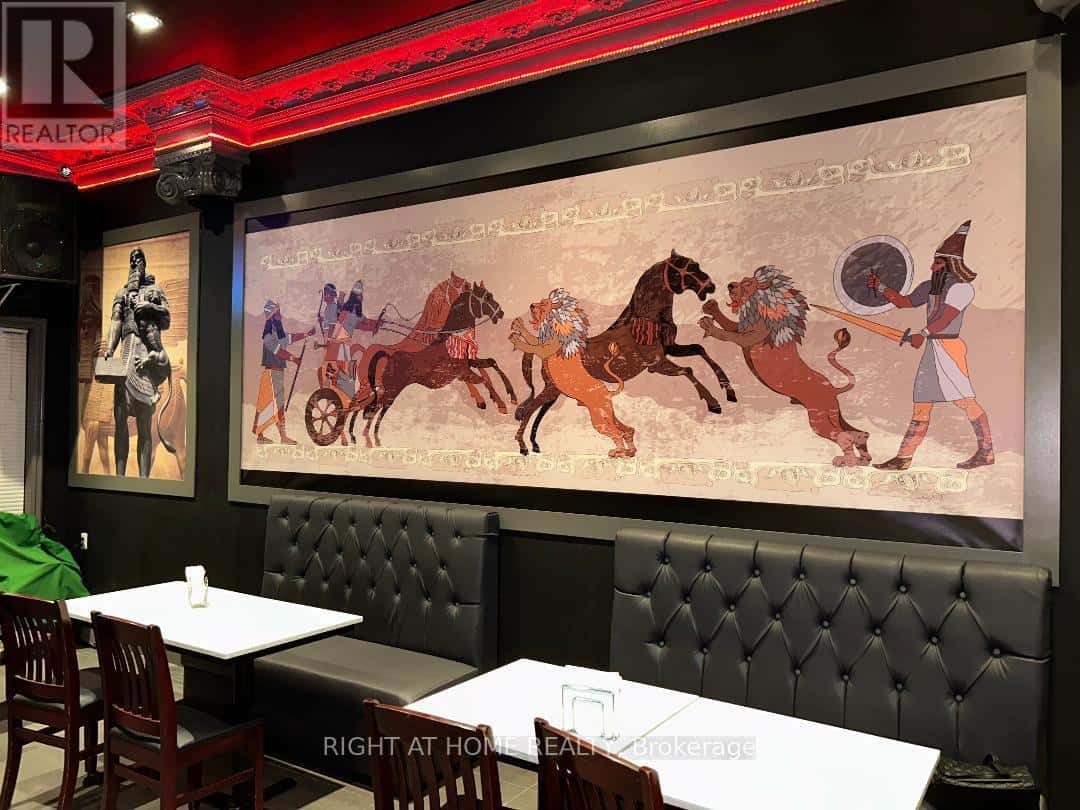 , Vaughan (Pine Valley Business Park), Ontario — Vaughan (Pine Valley Business Park), Ontario - Photo 3 of 14