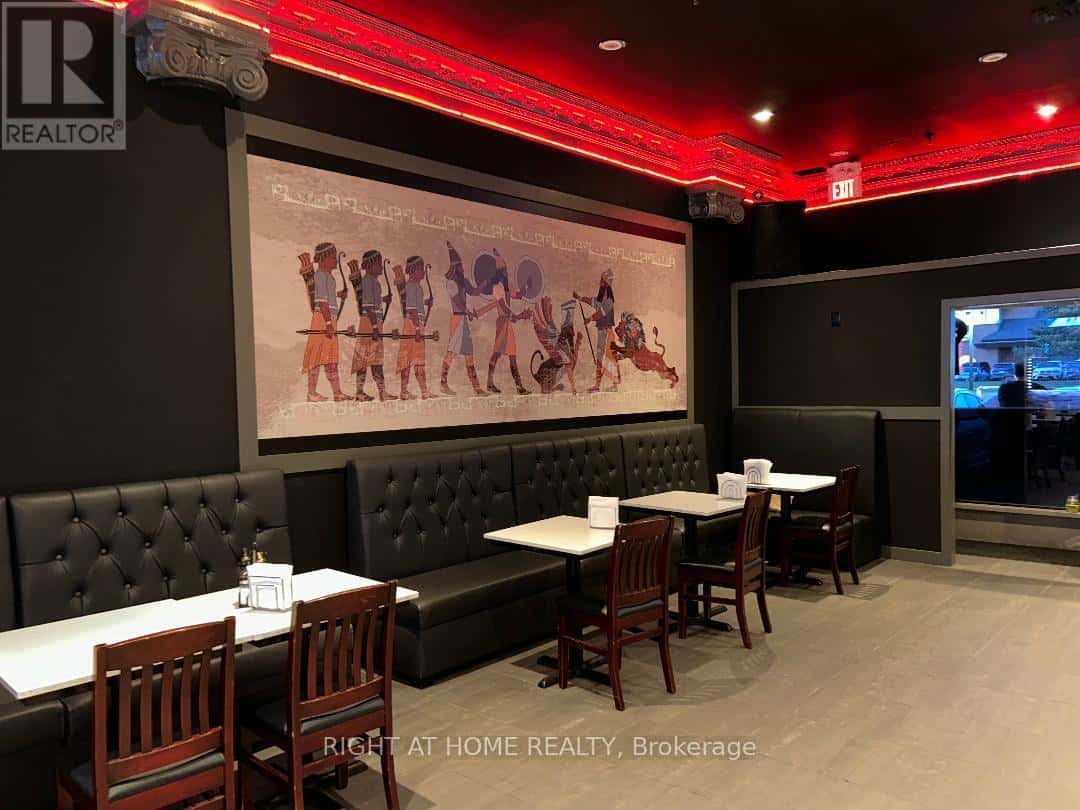 , Vaughan (Pine Valley Business Park), Ontario — Vaughan (Pine Valley Business Park), Ontario - Photo 4 of 14