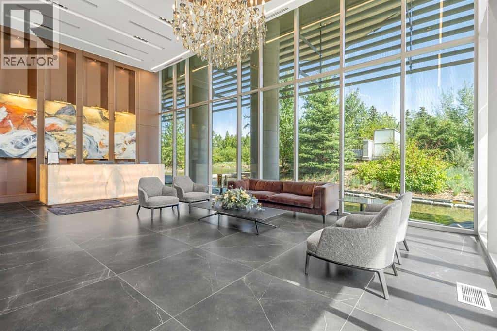 , Calgary, Alberta — Calgary, Alberta - Photo 3 of 47