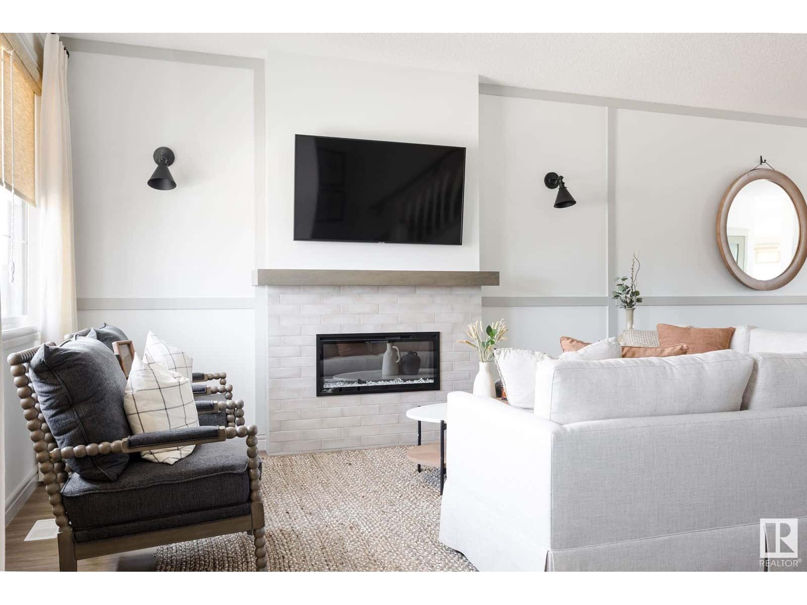 , Edmonton, — Edmonton - Photo 3 of 32