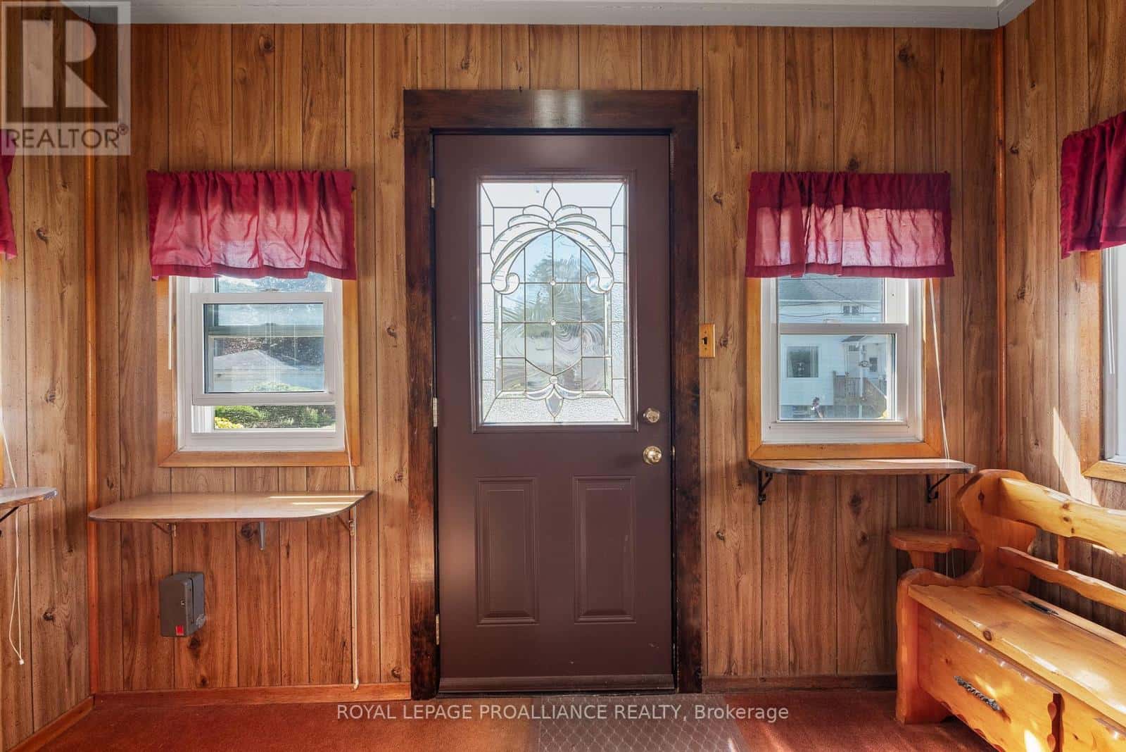 , Cobourg, Ontario — Cobourg, Ontario - Photo 4 of 76