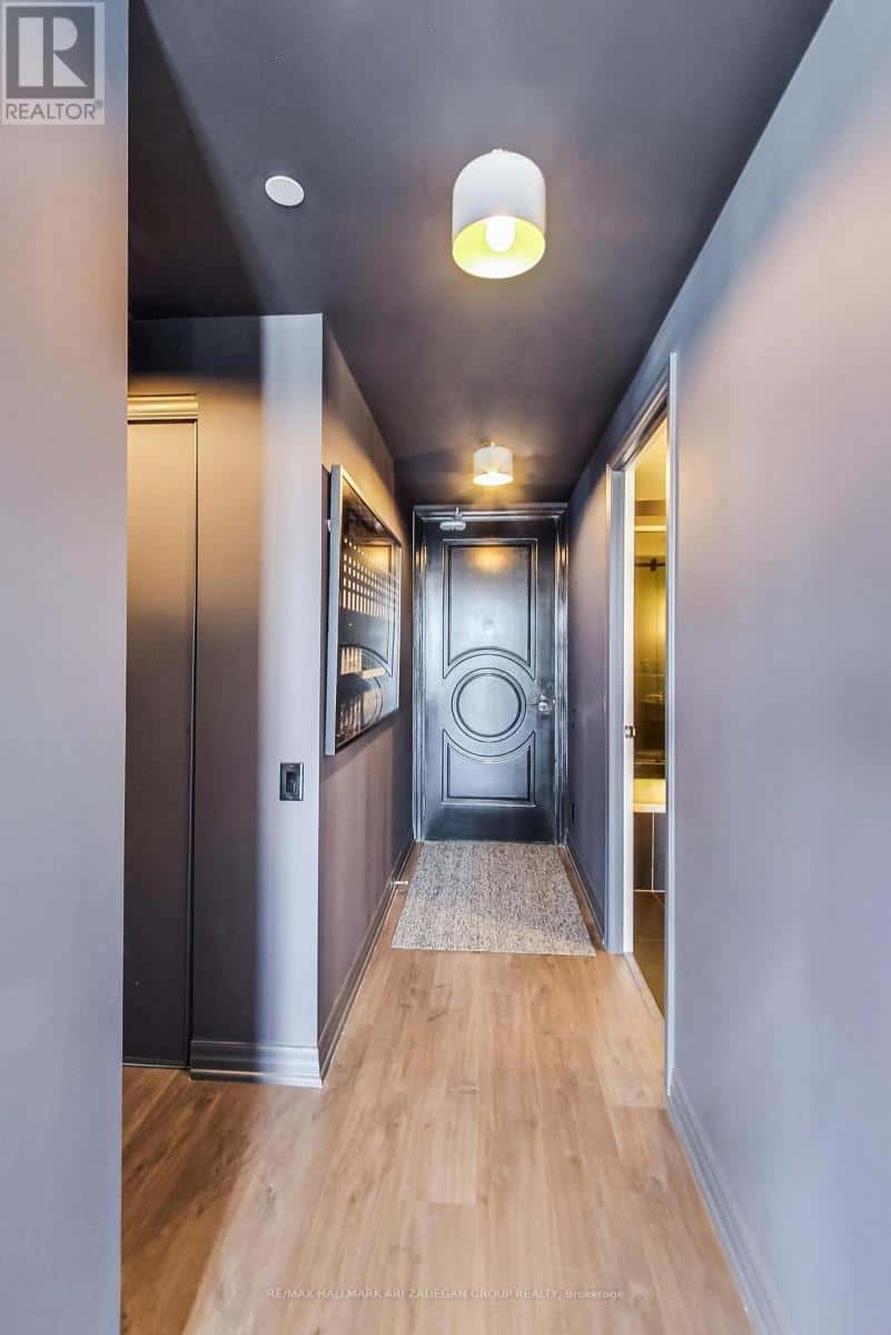 , Toronto (Waterfront Communities), — Toronto (Waterfront Communities) - Photo 3 of 31